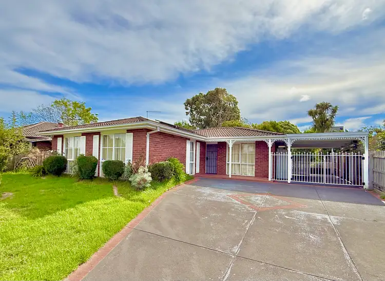 2 Aurea Ct, Narre Warren VIC 3805