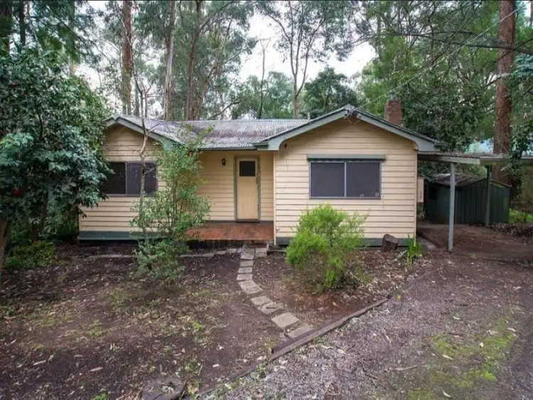 56 Acacia Ave