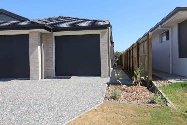 29B Isla Street, Park Ridge QLD 4125