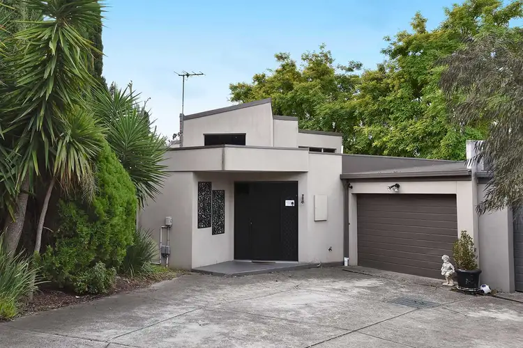 2/6 Marjory Place, Tullamarine VIC 3043