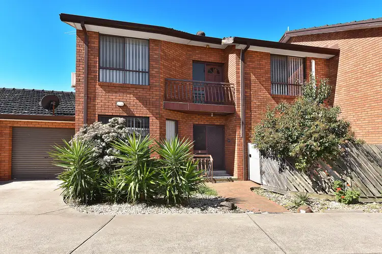 4/2-4 Carmyle Court, Avondale Heights VIC 3034