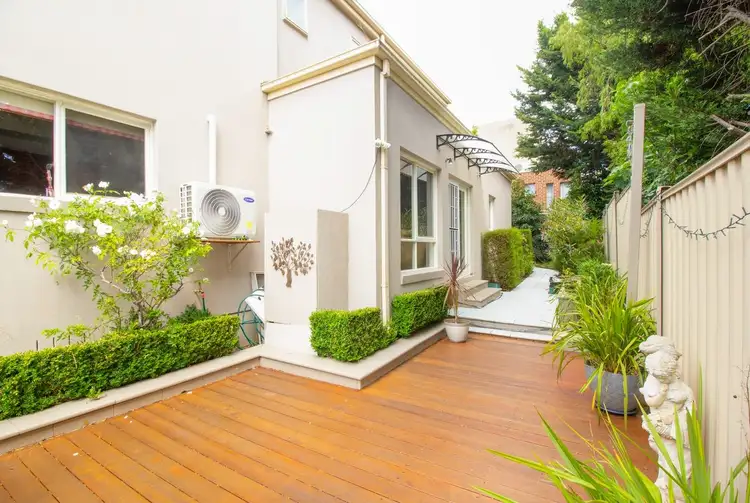 6 Kilburn St, Strathmore VIC 3041