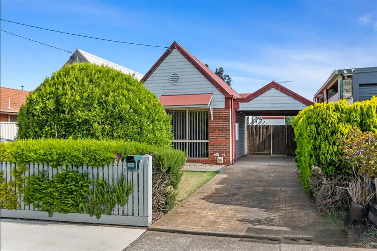 2/375 Heaths Rd, Werribee VIC 3030