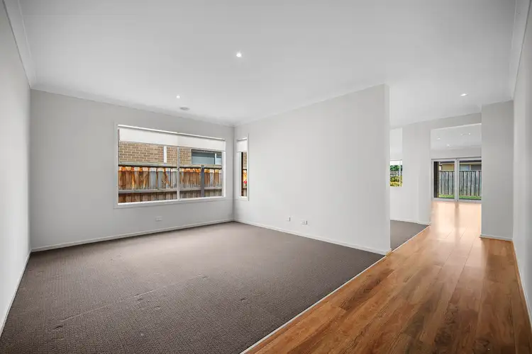 Second view of Homely house listing, 8 Coorabin Way, Werribee VIC 3030