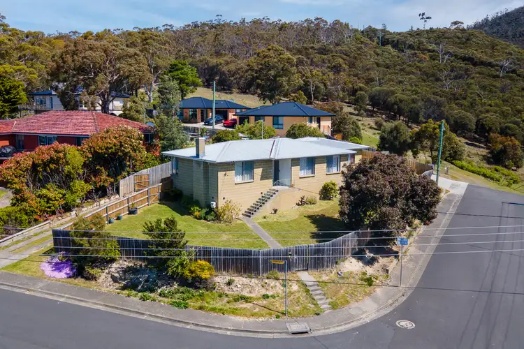 2 Garfield Rd, Glenorchy TAS 7010