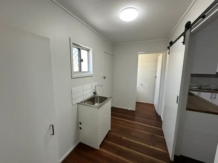 Fifth view of Homely unit listing, 1/16 Geraldine St, West Gladstone QLD 4680