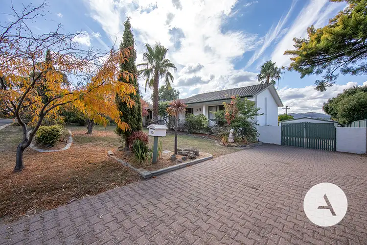 30 Somerville St, Spence ACT 2615