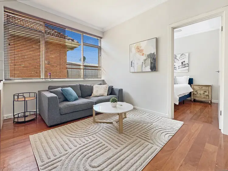 8/55 Foam St, Elwood VIC 3184