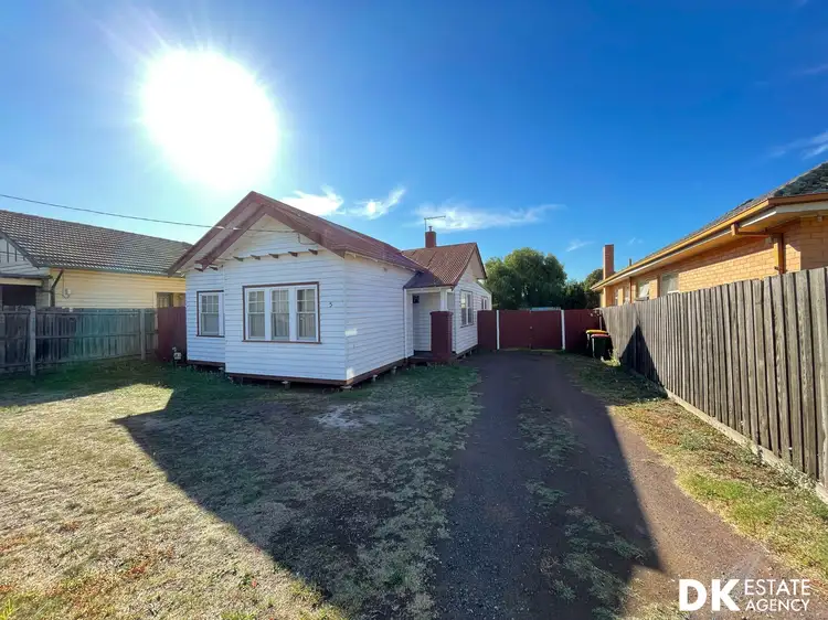 5 Centre St, Sunshine VIC 3020