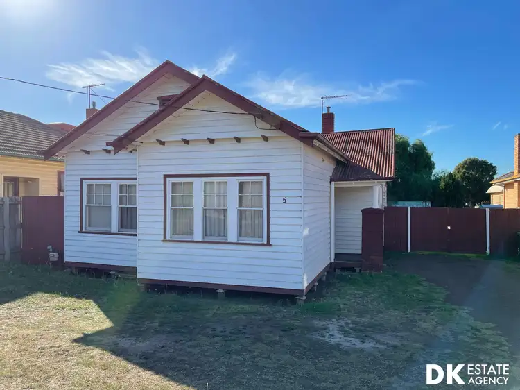 Second view of Homely house listing, 5 Centre St, Sunshine VIC 3020