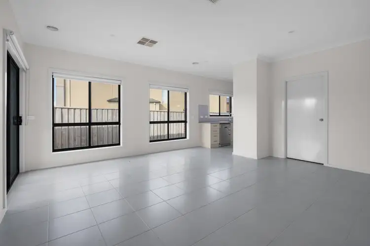 Fourth view of Homely house listing, 15 Allunga Wy, Werribee VIC 3030