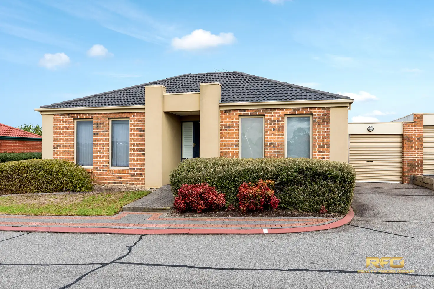 Main view of Homely unit listing, 24/7 Regan St, St Albans VIC 3021