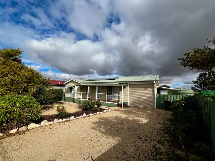 Fifth view of Homely house listing, 9 Douglas Ct, Tiddy Widdy Beach SA 5571