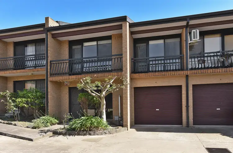 4/243 Pascoe Vale Road, Essendon VIC 3040
