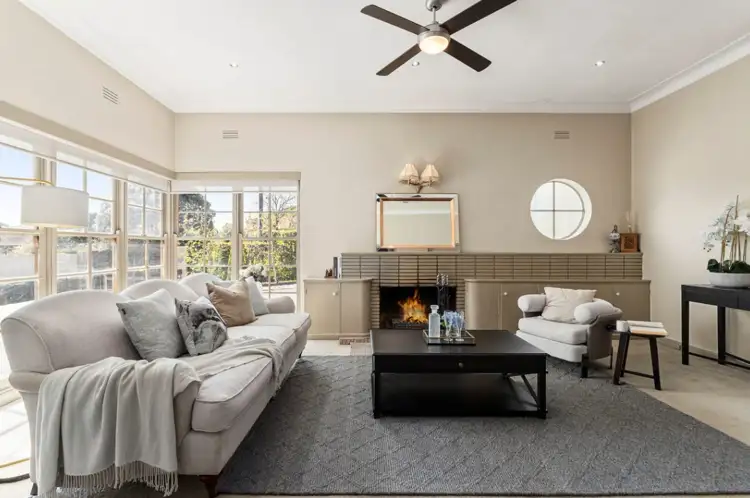 1493 Burke Rd, Kew East VIC 3102