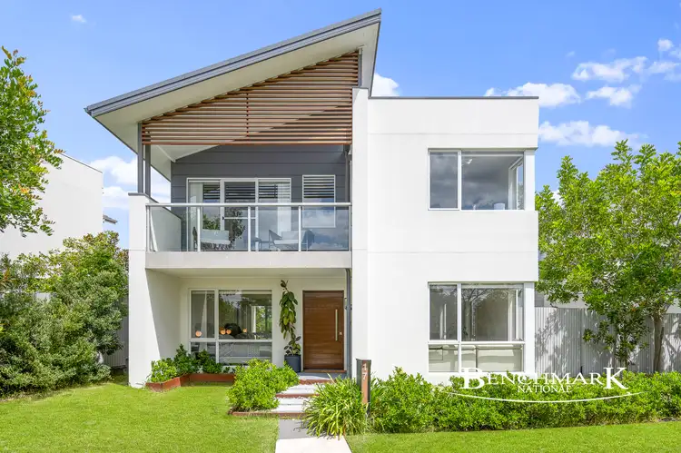 17 Bartholomew Cct, Moorebank NSW 2170