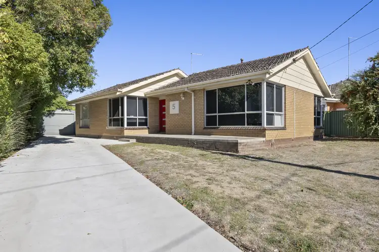 Main view of Homely house listing, 5 Pauls Cres, Wendouree VIC 3355