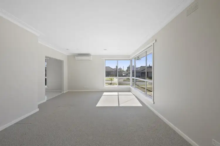 Fourth view of Homely house listing, 5 Pauls Cres, Wendouree VIC 3355