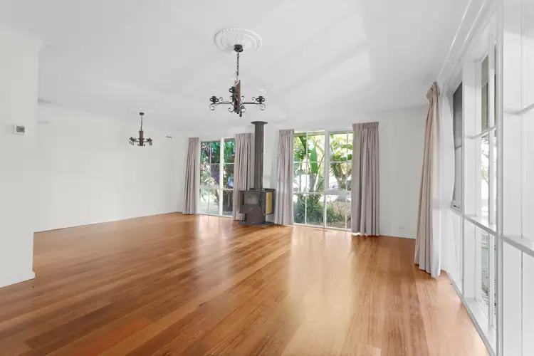 Third view of Homely house listing, 5 Lomar Ct, Frankston VIC 3199