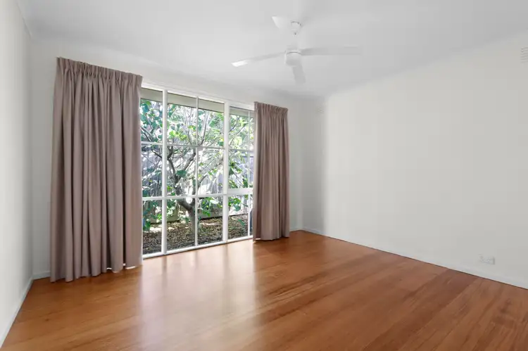 Fourth view of Homely house listing, 5 Lomar Ct, Frankston VIC 3199