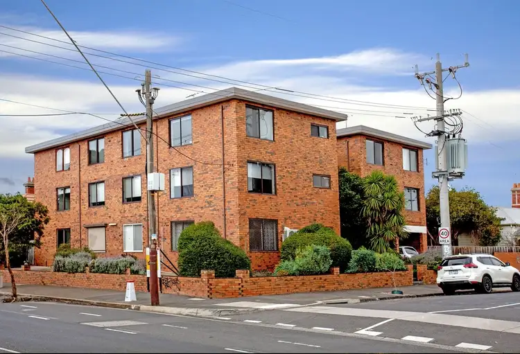 7/96 Glenlyon Road, Brunswick VIC 3056