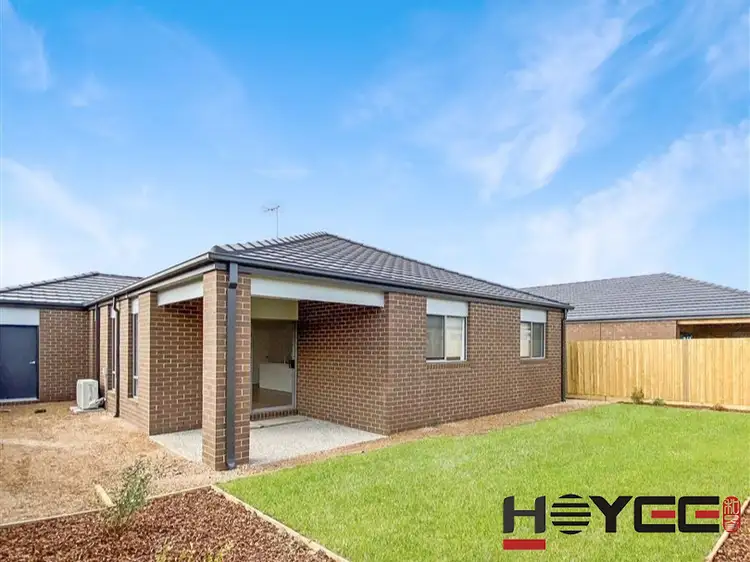 16 Pankina Rd, Mambourin VIC 3024