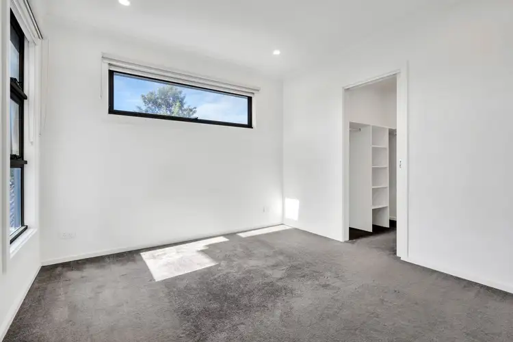 Fifth view of Homely townhouse listing, 2/86 Quinn Grove, Keilor East VIC 3033