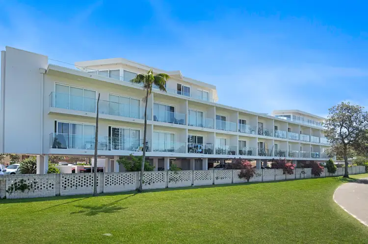 Main view of Homely studio listing, 1/98 Dee Why Parade, Dee Why NSW 2099