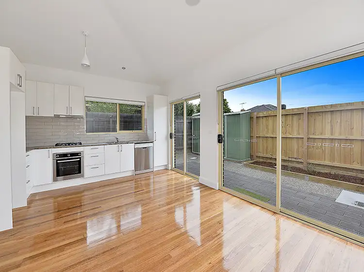 3/19 Milleara Road, Keilor East VIC 3033