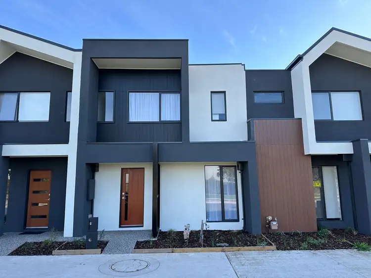 9 Overton Rd, Williams Landing VIC 3027