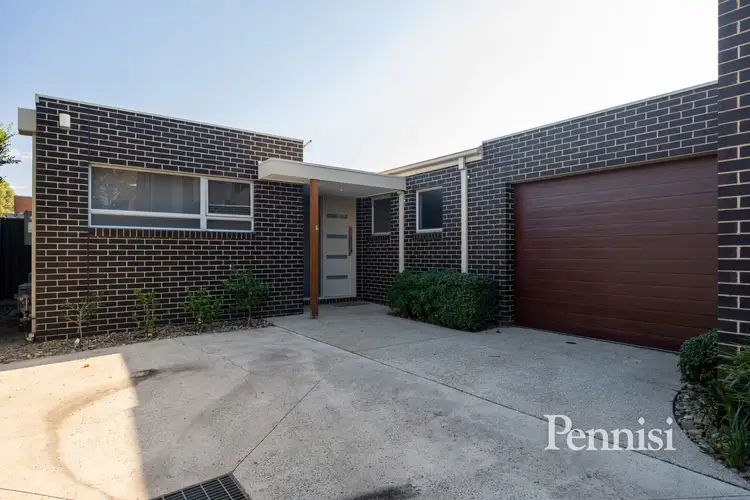 3/3 Prince St, Essendon North VIC 3041