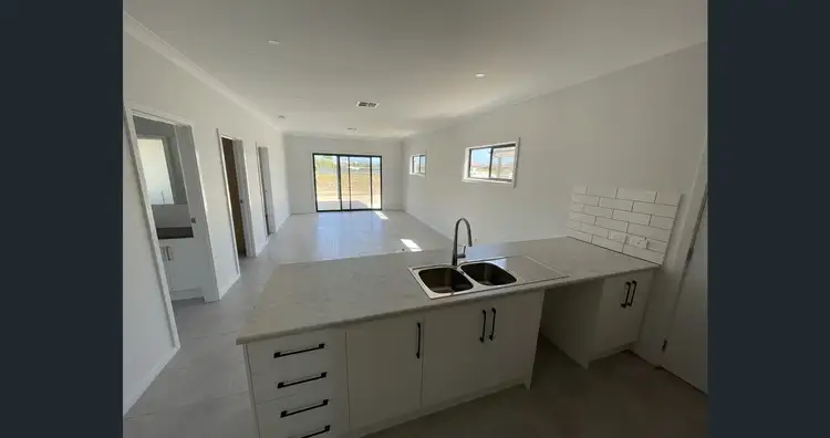 Fifth view of Homely house listing, 10 Cameron Ct, Wallaroo SA 5556