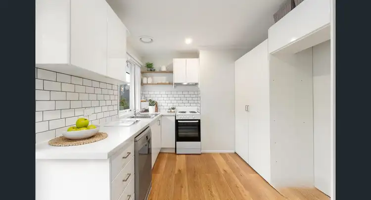 Fourth view of Homely villa listing, 4/6 Crown Ave, Mordialloc VIC 3195
