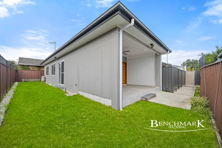 5A Lewin Cres, Chipping Norton NSW 2170