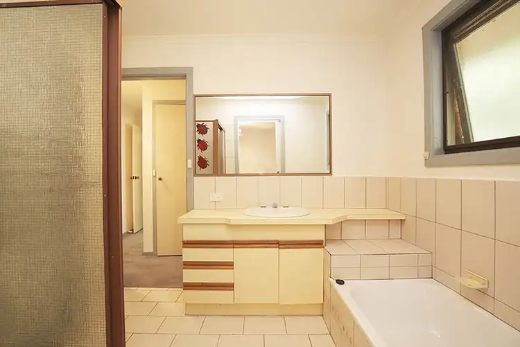 Fourth view of Homely unit listing, 1/21-23 Outhwaite Avenue, Doncaster VIC 3108