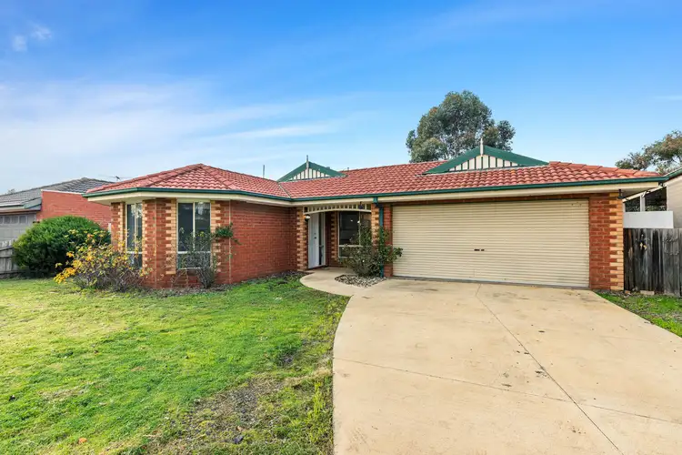 8 Macquarie Drive, Wyndham Vale VIC 3024