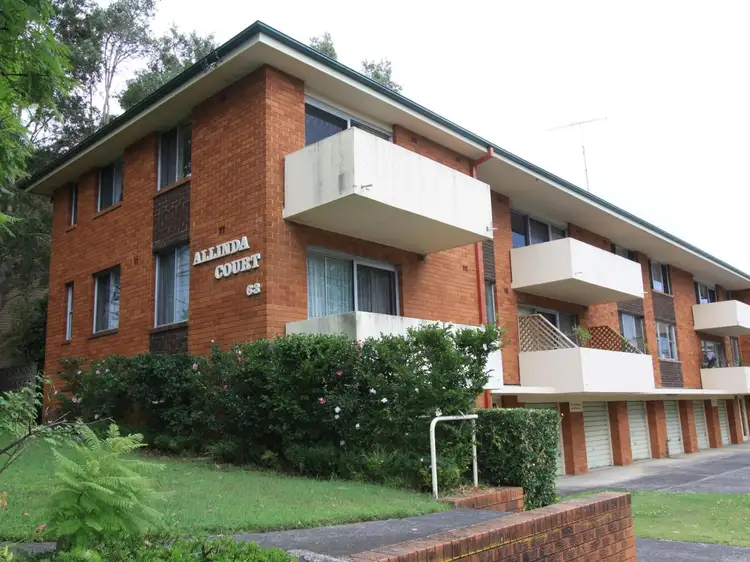 2/63 Albert Street, Hornsby NSW 2077