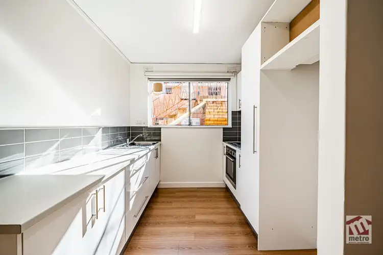 Fourth view of Homely apartment listing, 6/10 Daly Street, Oakleigh VIC 3166