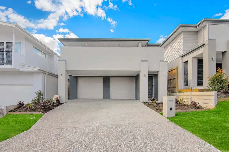 1/5 Catherine St, Augustine Heights QLD 4300