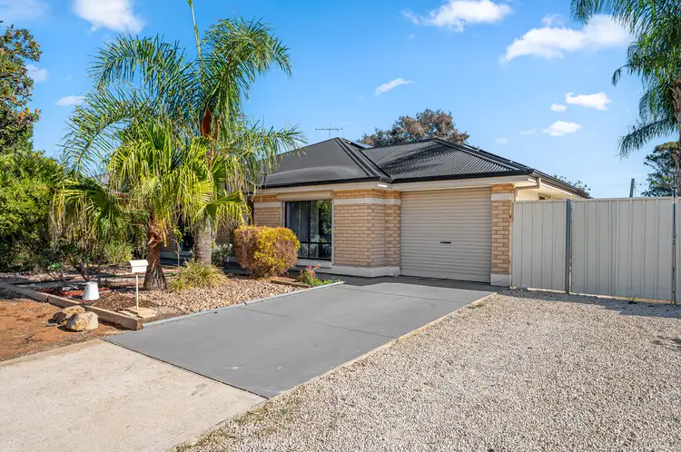 18 Charta Cct, Smithfield SA 5114