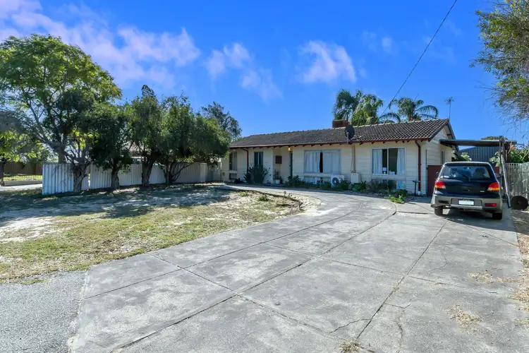 15 Adelina Ct