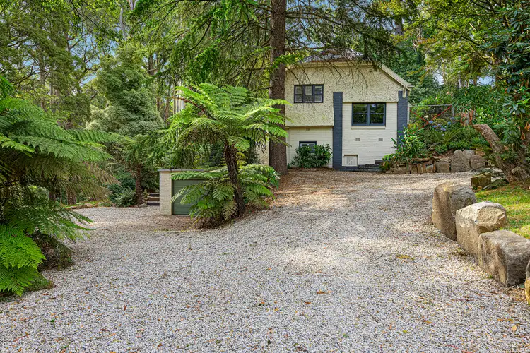 3 Vista St, Olinda VIC 3788