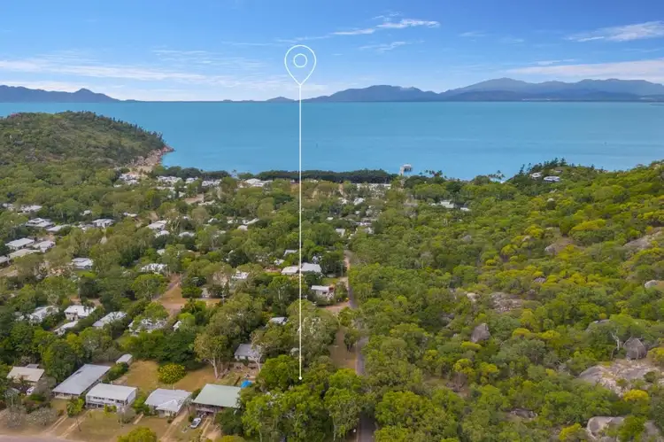 39 Yule St, Picnic Bay QLD 4819