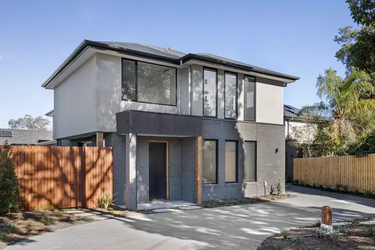 Main view of Homely townhouse listing, 1/18 Lee Ct, Heathmont VIC 3135