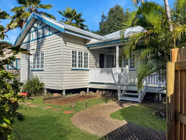 Main view of Homely house listing, 2/5 Tuffley St, West End QLD 4810
