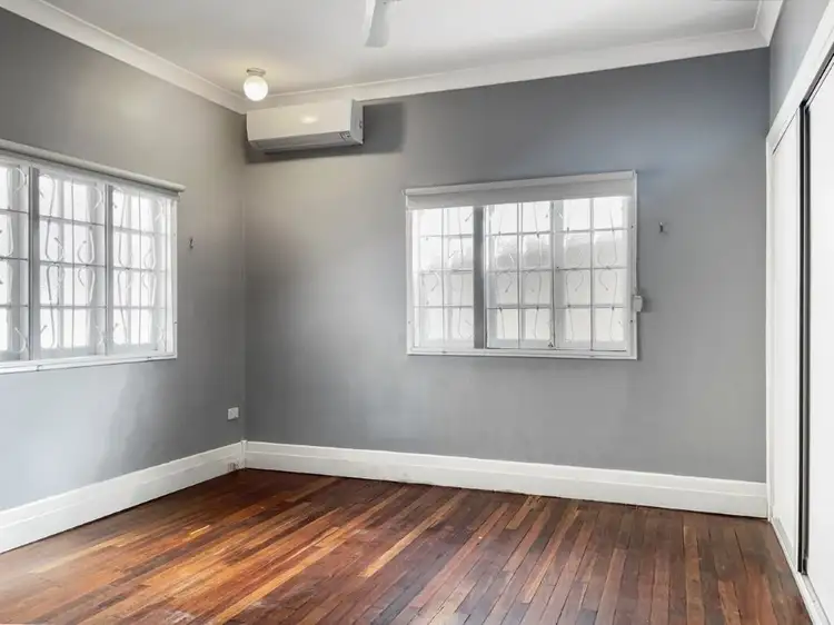 Fifth view of Homely house listing, 2/5 Tuffley St, West End QLD 4810