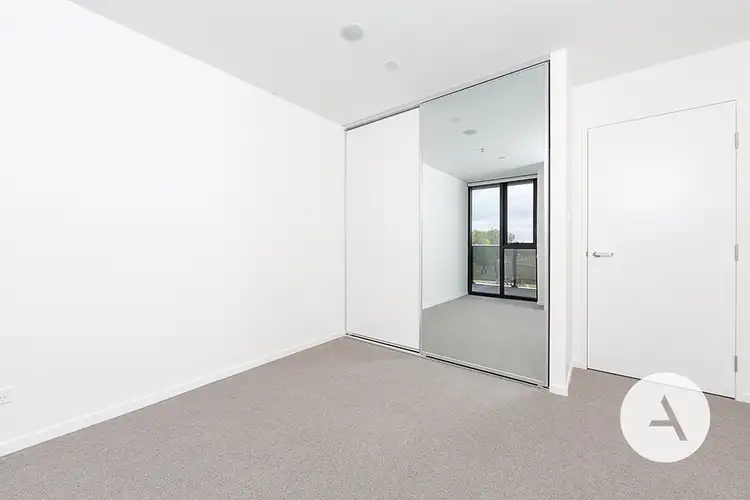 10/11 Irving St, Phillip ACT 2606