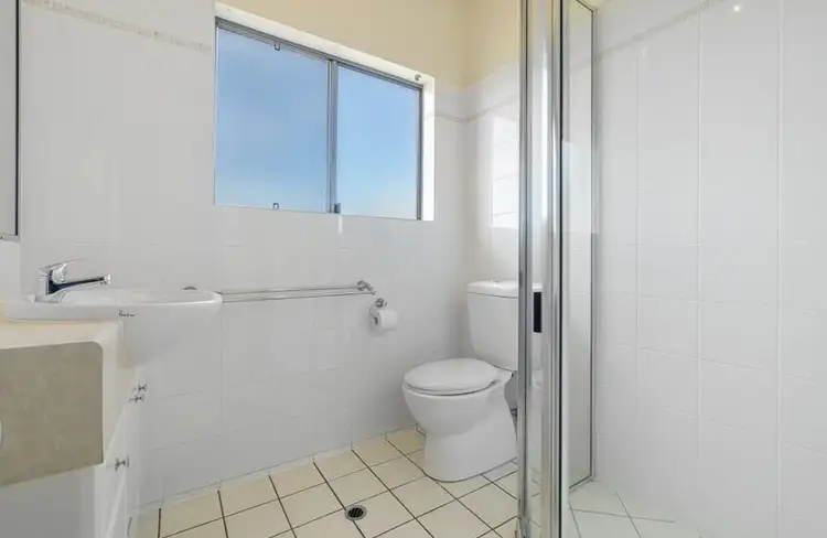 Fifth view of Homely apartment listing, 6/58 Glenlyon St, Gladstone Central QLD 4680
