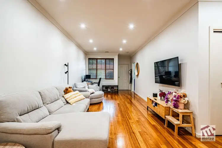Main view of Homely unit listing, 3/110-112 Neville St, Carnegie VIC 3163