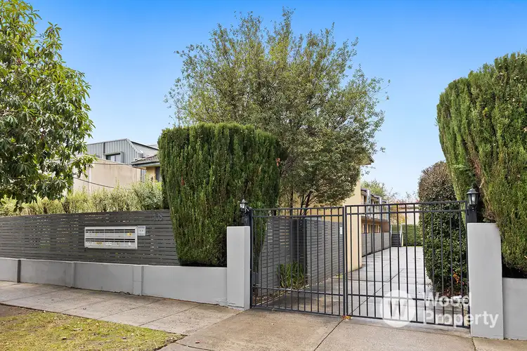 2/108 Murrumbeena Rd, Murrumbeena VIC 3163